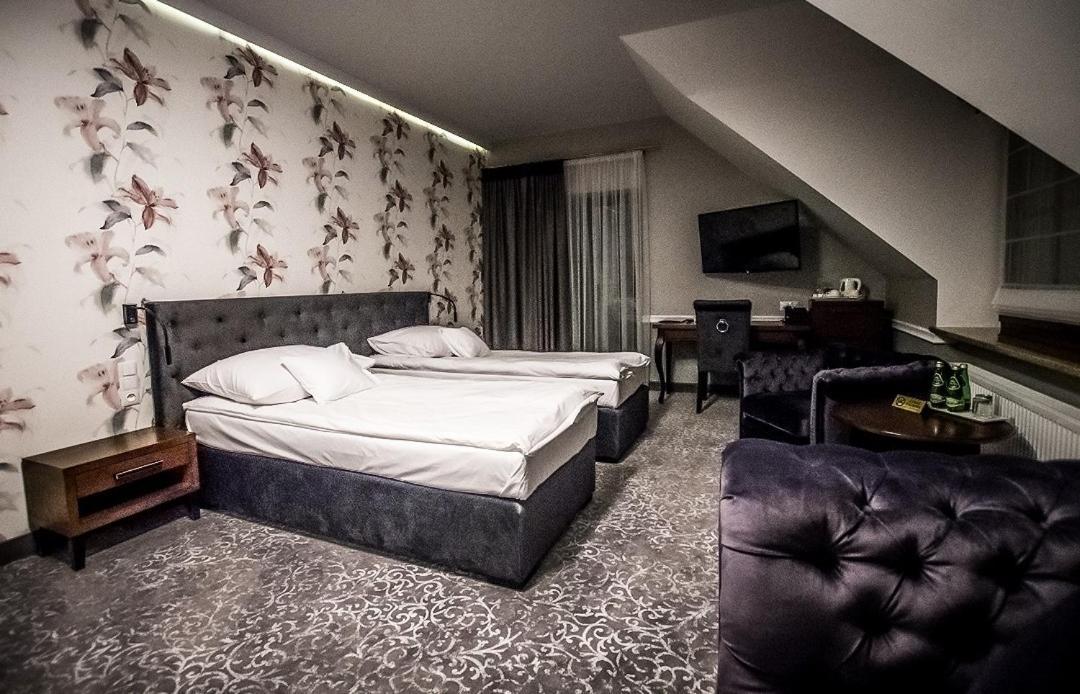 Hotel Palac Poledno Pokoj fotografie